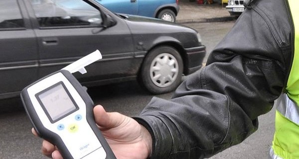 Шофьорка изуми полицаи при рутинна проверка в Пловдив Дамата зад