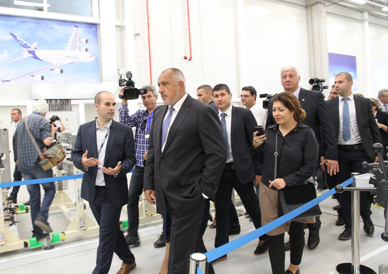 Бойко Борисов на официалното откриване на завод за оборудване в самолетостроенето край Пловдив11