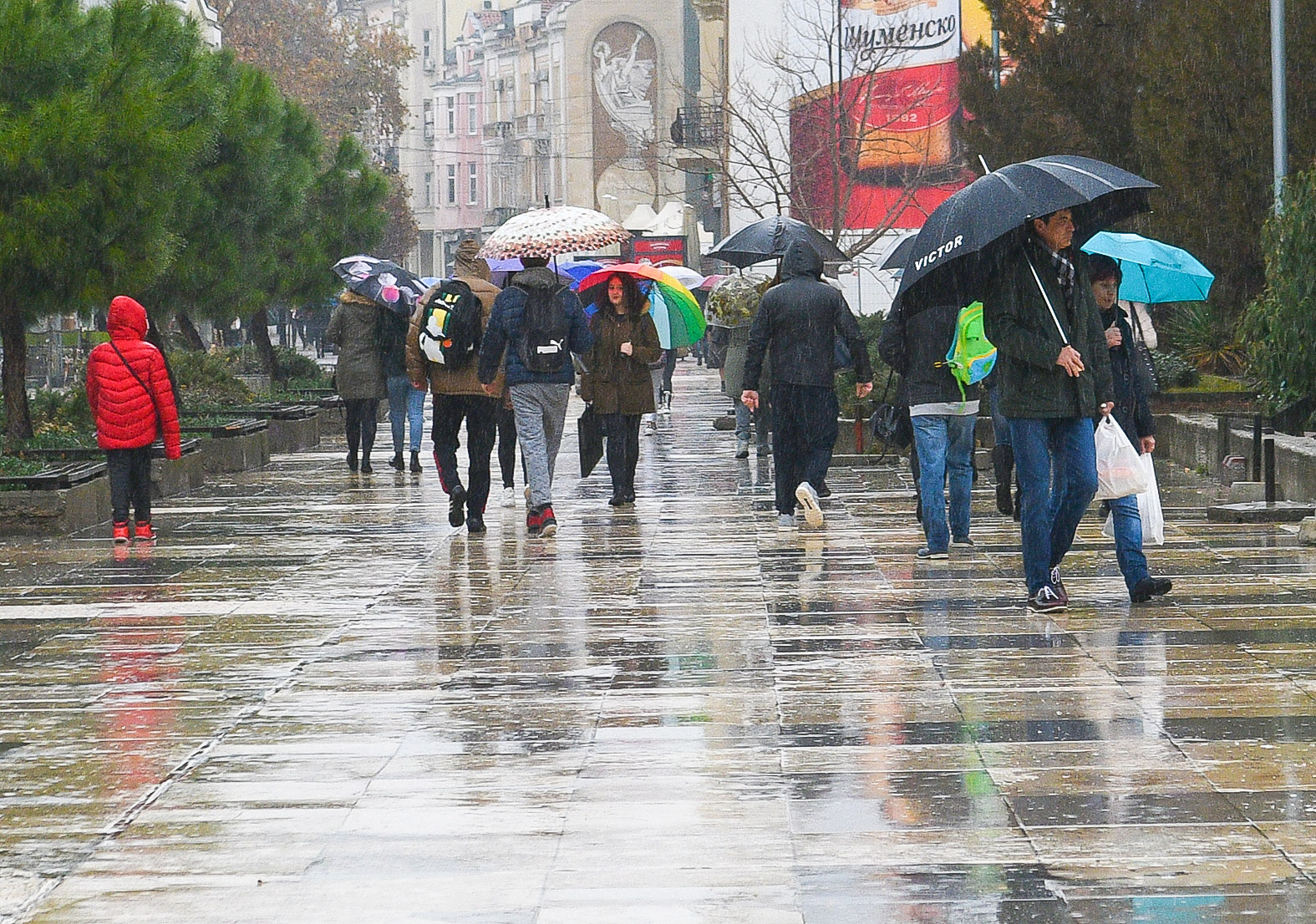Снимка: Студено и дъждовно ще е времето днес в Пловдив