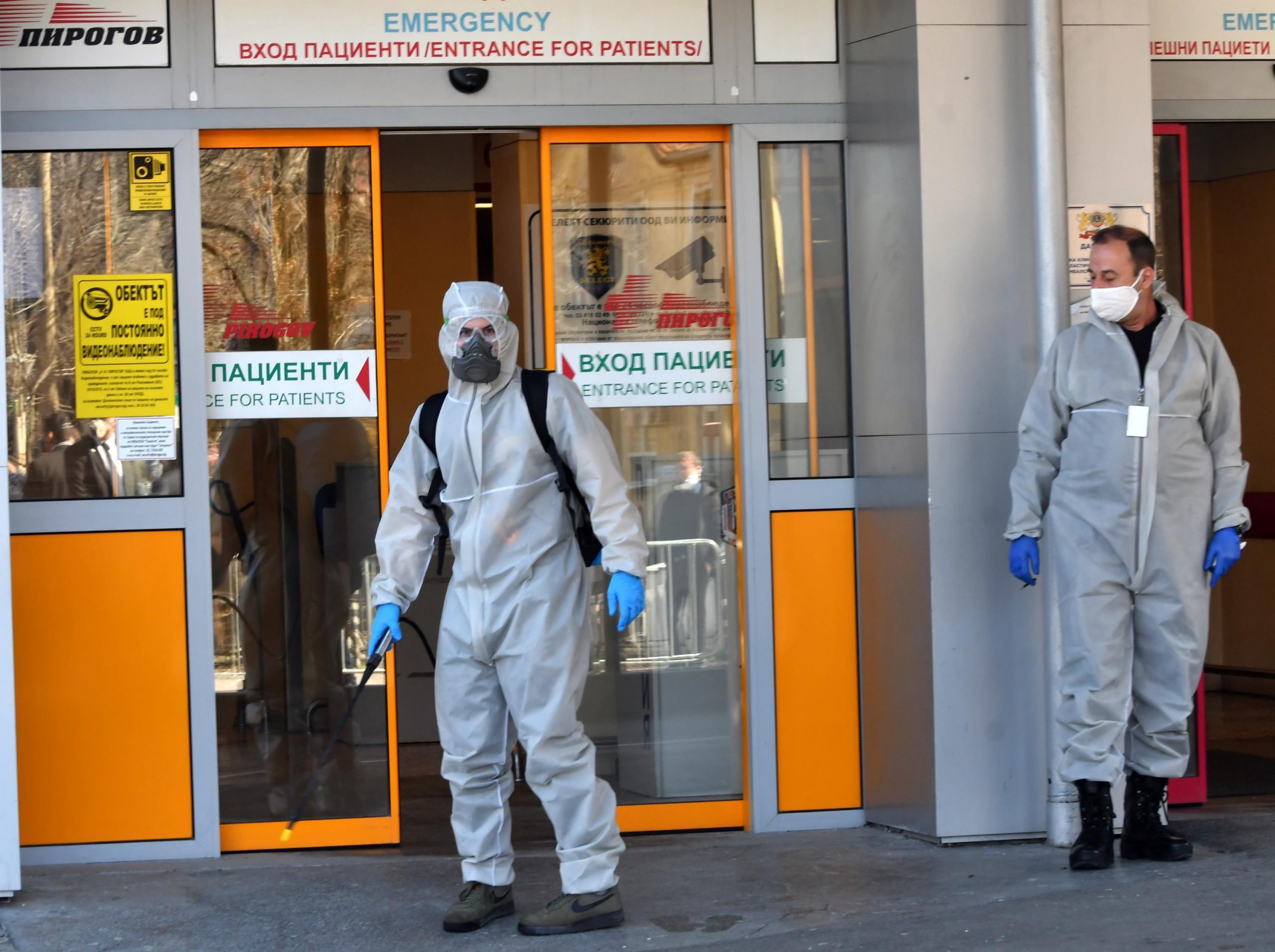 Още 8116 българи са заразени с коронавирус за последните 24