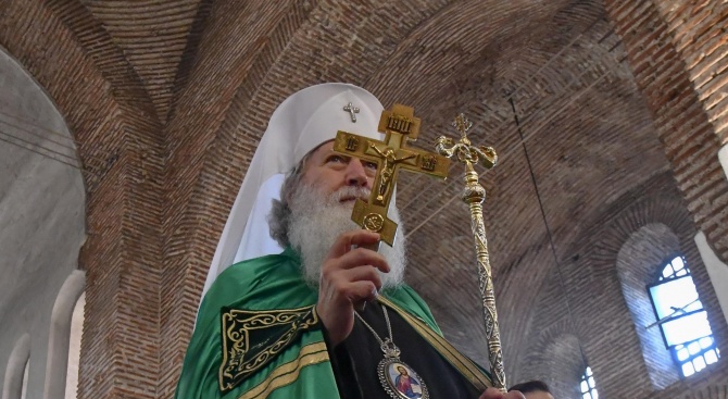 В строга тайна пазят дали Българският патриарх Неофит е в