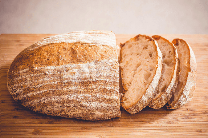 Откриха опасни и съмнителни частици в бял пшеничен хляб От