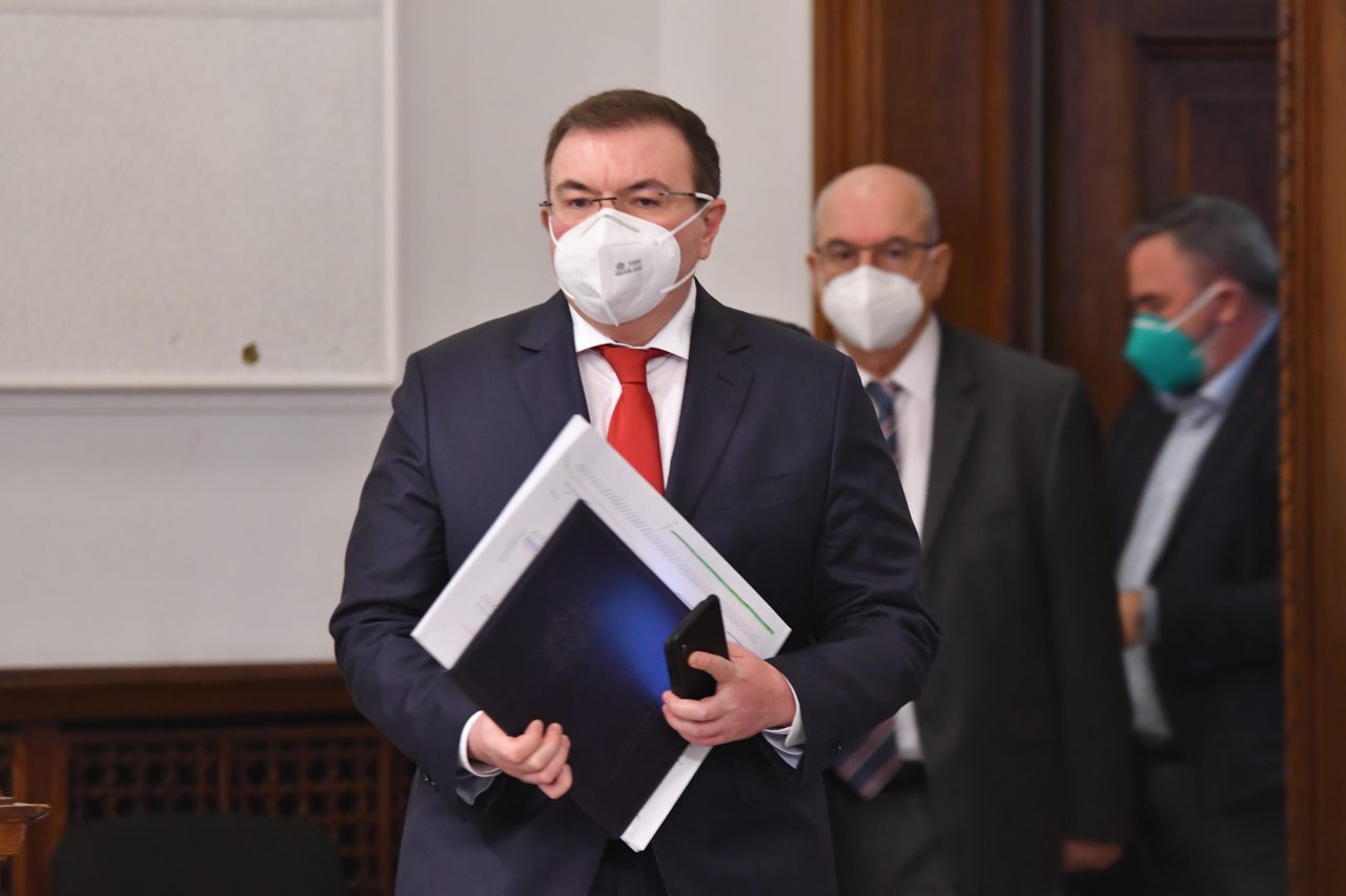 Министър Костадин Ангелов