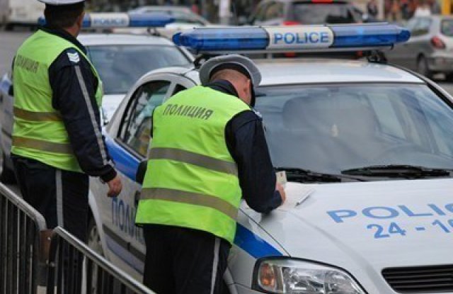 Автоинструктор от село Дюлево община Стрелча е бил спипан с