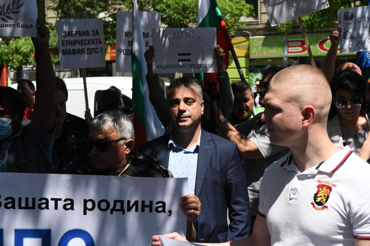 ВМРО протест, Юлиан Ангелов