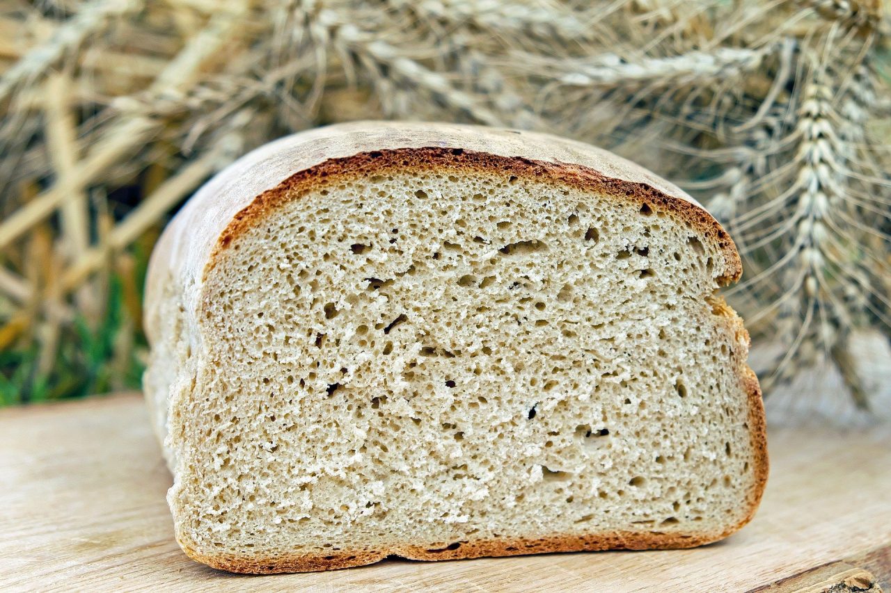 bread-1510155_1920-1280x853.jpg
