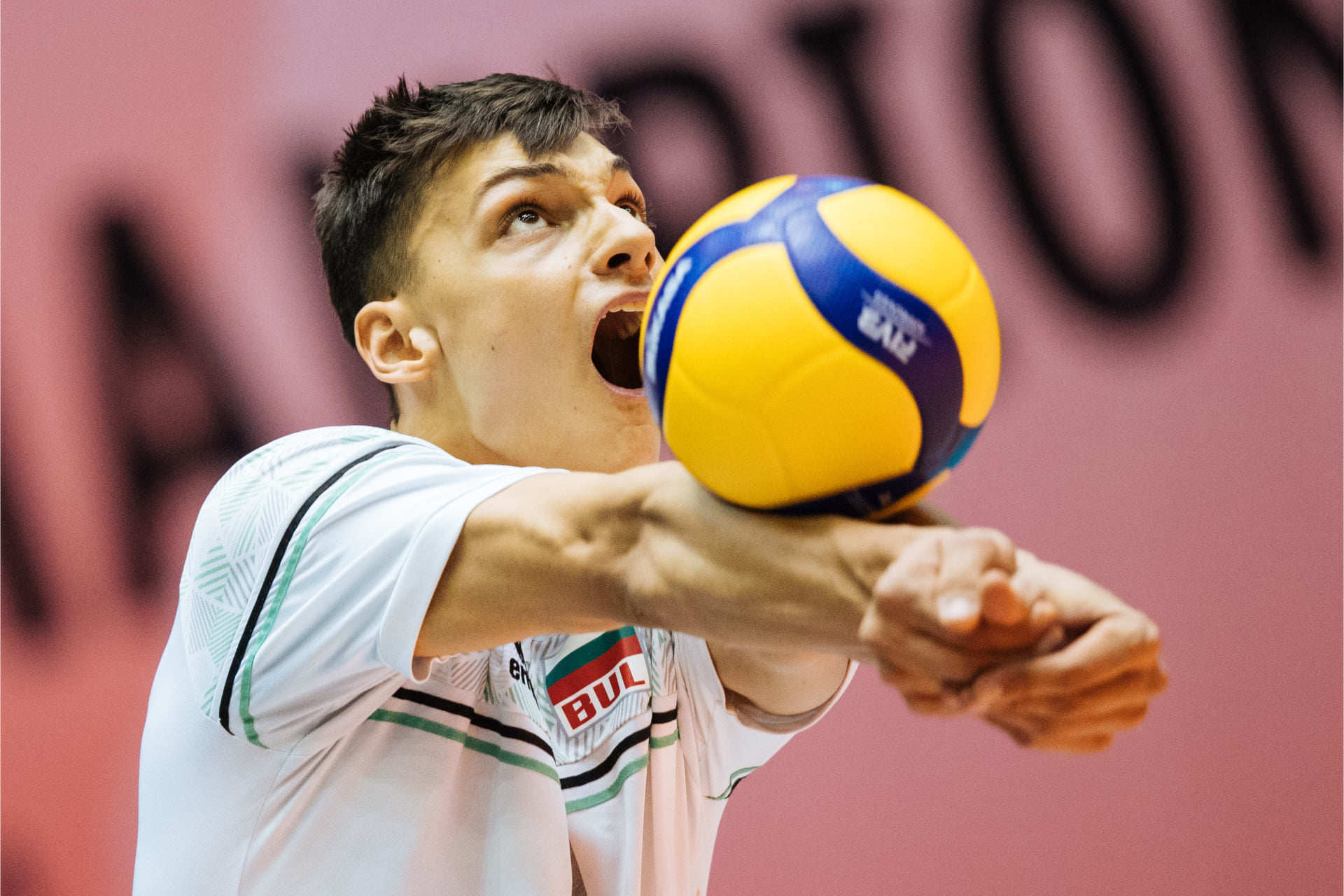 Александър Николов ще пропусне всички двубои на България от Волейболната