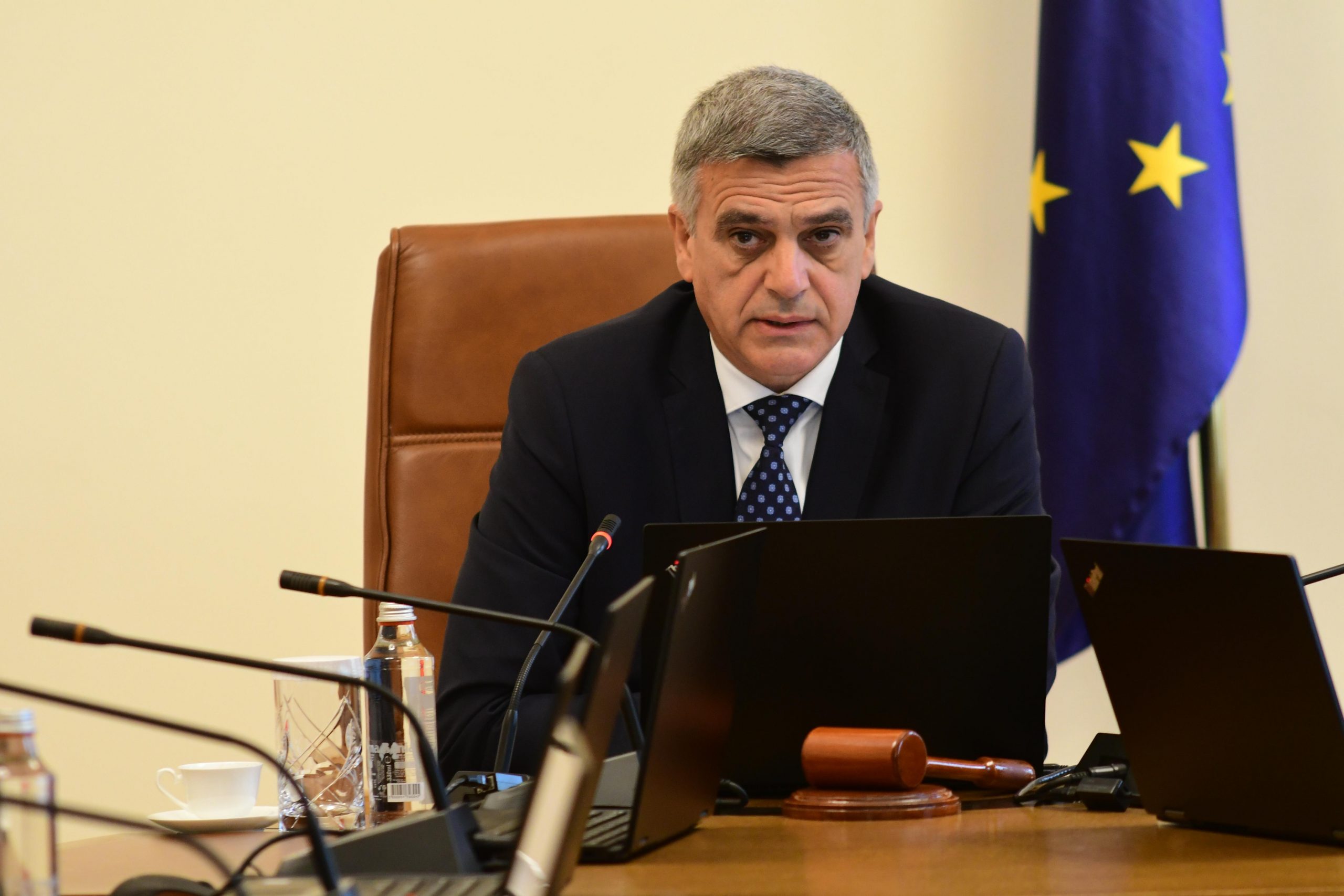 Българският министър на отбраната Стефан Янев за втори път днес