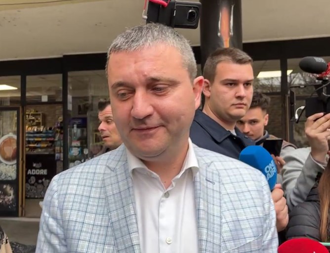 Бившият финансов министър Владислав Горанов даде изявление пред медиите след