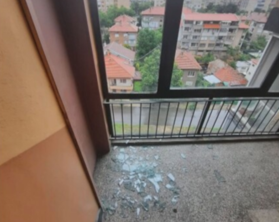 Противоградна ракета уцели жилищен блок във видинския ж к Васил Левски