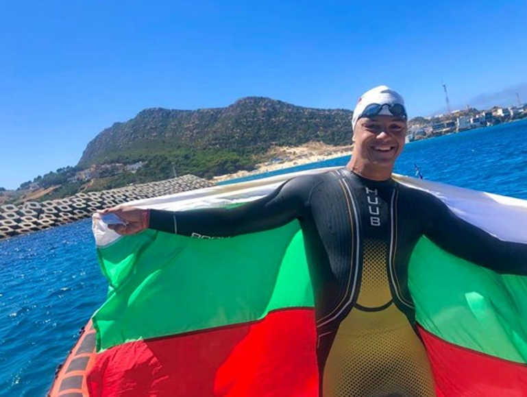 Цанко Цанков спечели плувния маратон в Гибралтарския проток предава 24