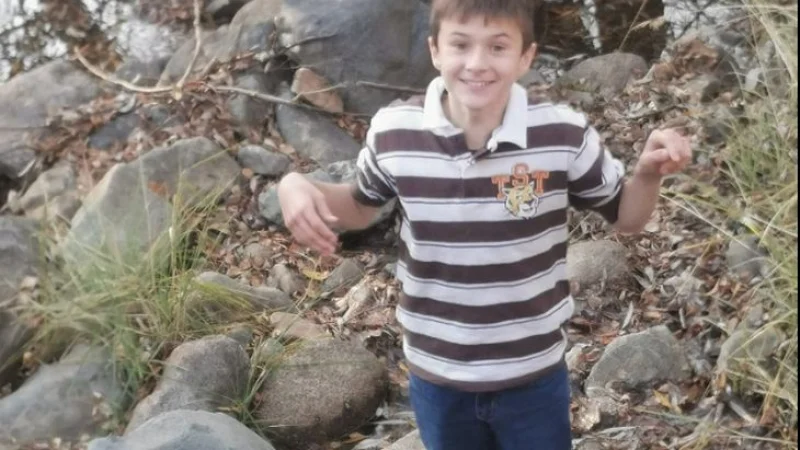 Откритият току що 12 годишен аутист Сашко от Перник изчезнал на 11