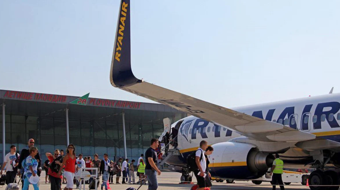 Самолет на Райънеър не успя да излети от Летище Пловдив