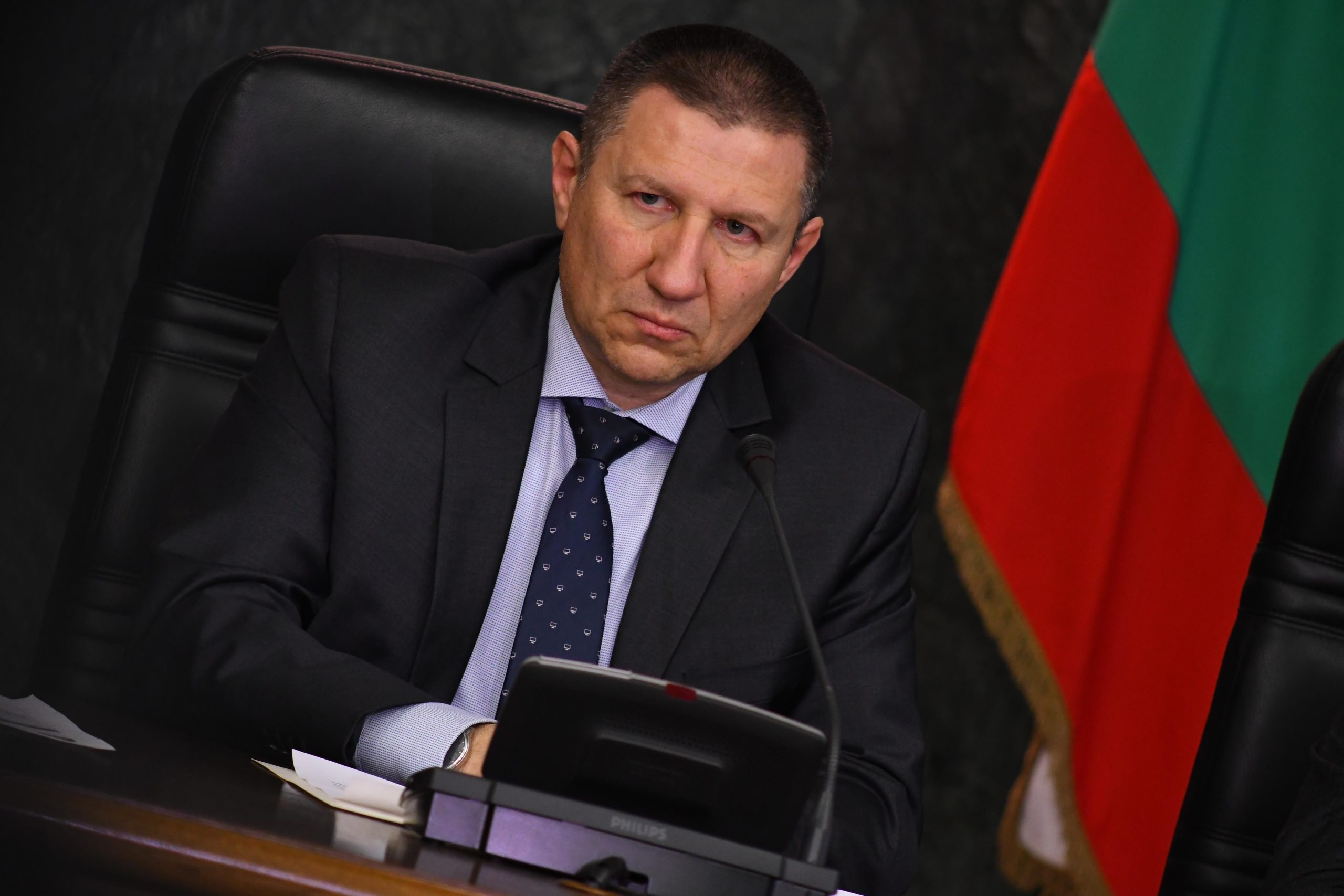 Министърът на регионалното развитие Андрей Цеков влезе при главния прокурор