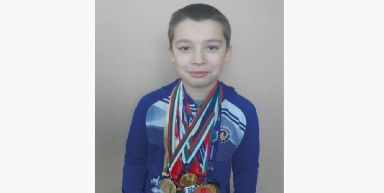 10 годишният великотърновски млад каратист Георги Марков влезе в Клуб