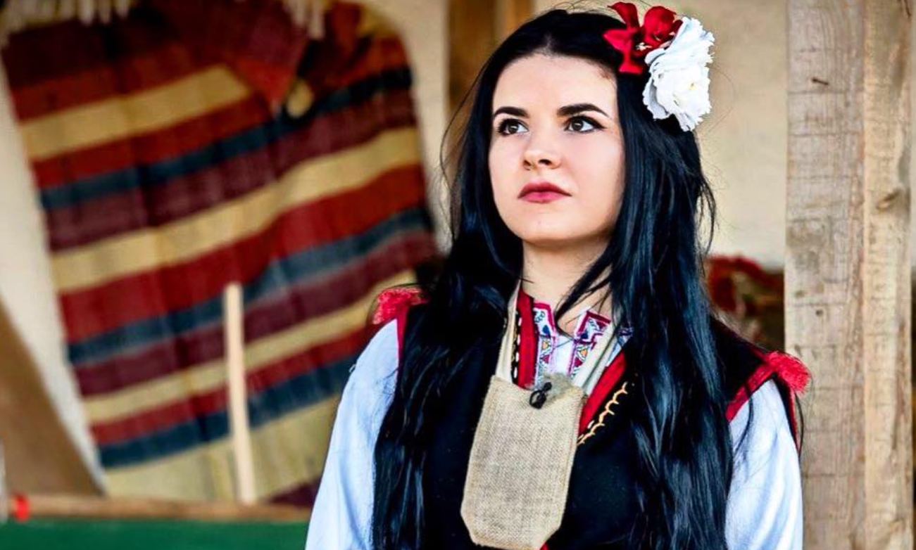 Певицата Лилия Семкова претърпя катастрофа на път за телевизионно интервю