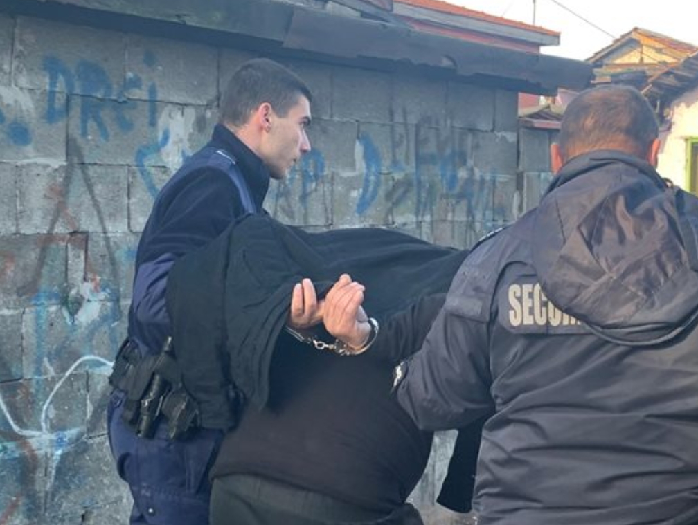 50 годишен мъж е задържан в София за пропагандиране на военни