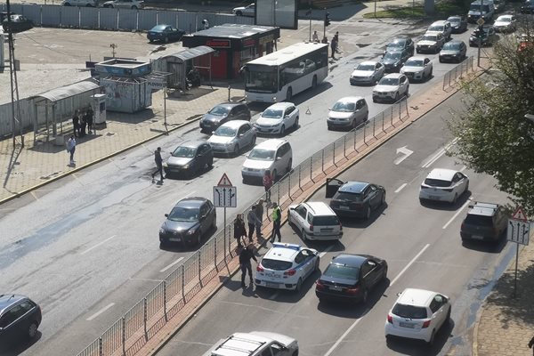Трафикът по бул Христо Ботев в Пловдив  на Сточна гара