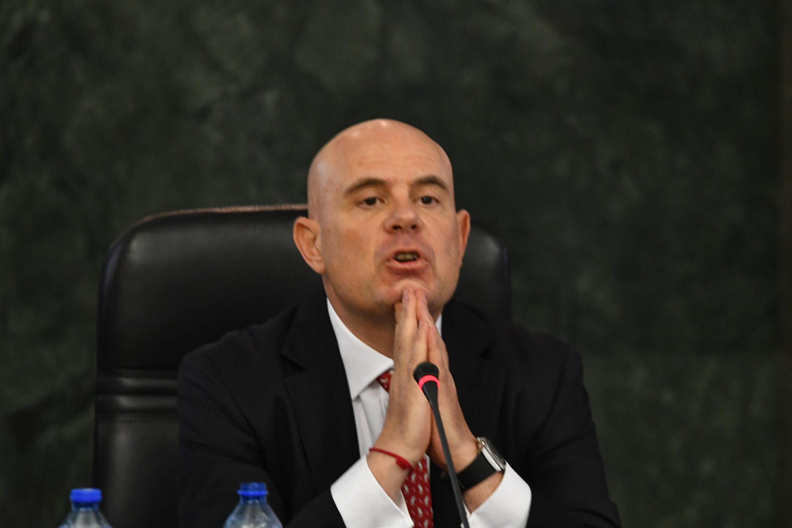 Главният прокурор Иван Гешев беше отстранен от поста си с