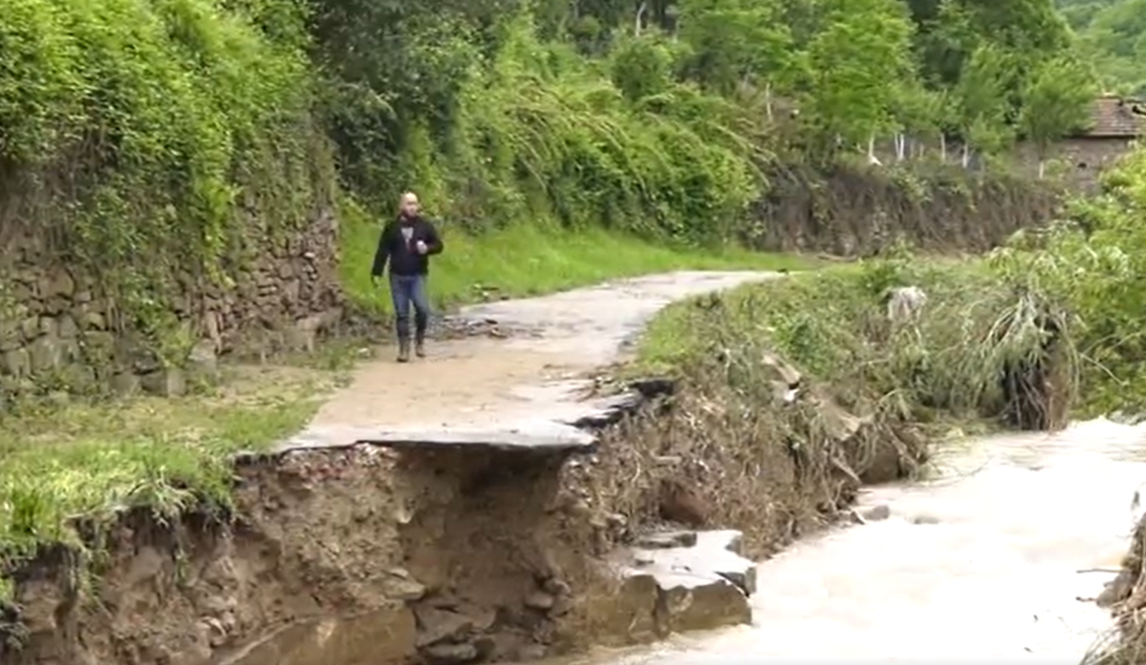 Огромни щети след наводненията в Северозападна България В три села