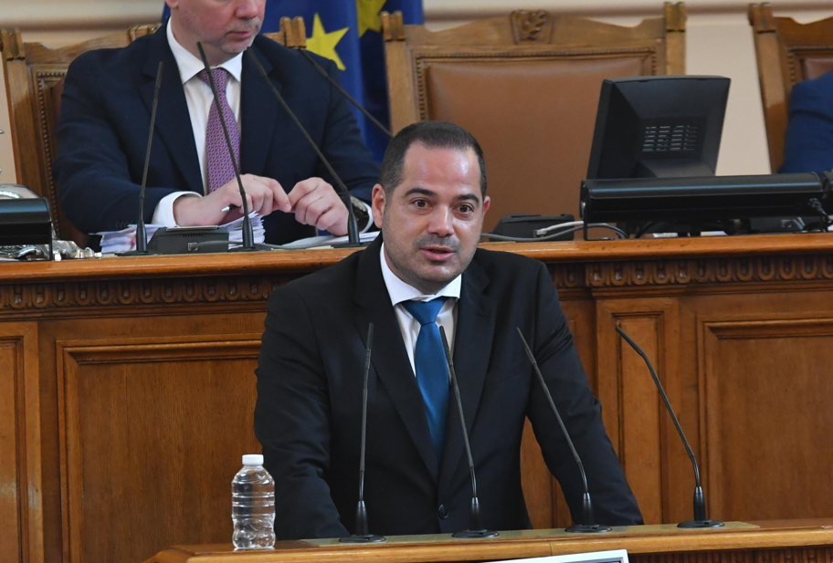 Вътрешният министър Калин Стоянов не е подкрепил проекта за държавен
