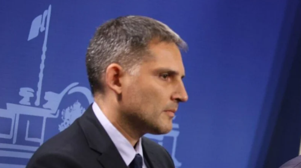 Депутатът от ПП ДБ Петър Петров е назначен за зам