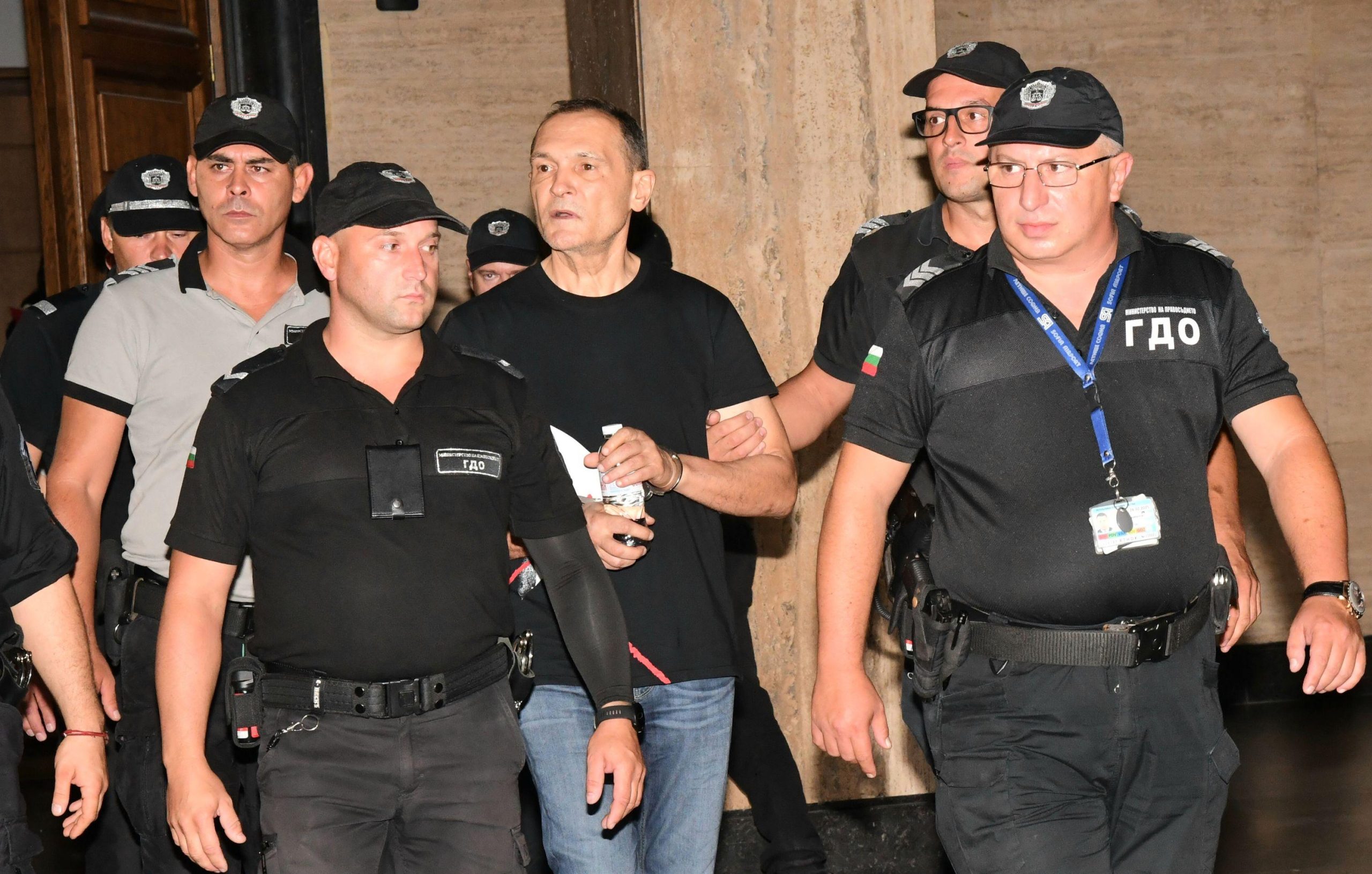 Васил Божков остава в ареста поне до 5 септември Тогава