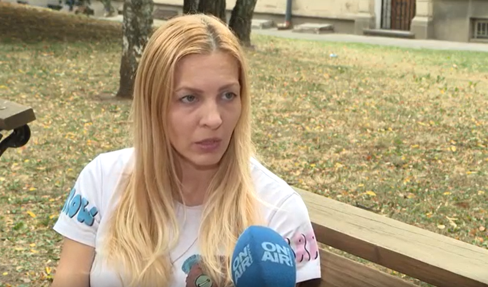 Бившата Мисис България“ Екатерина Велчева повече от месец не може