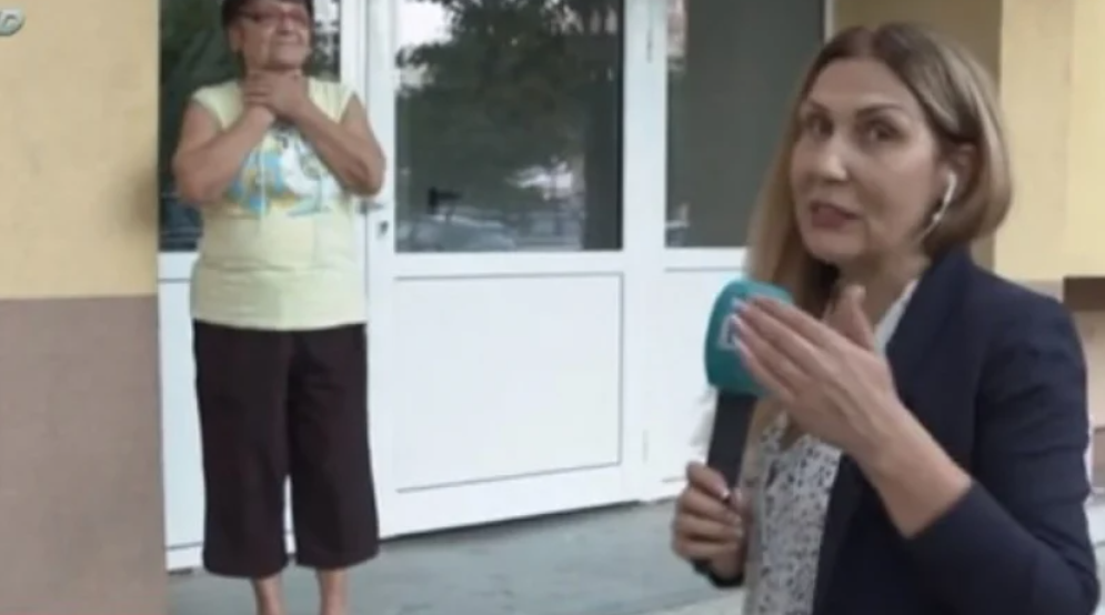 Емоционална реакция на жена силно изплашена от земетресението в Ямбол