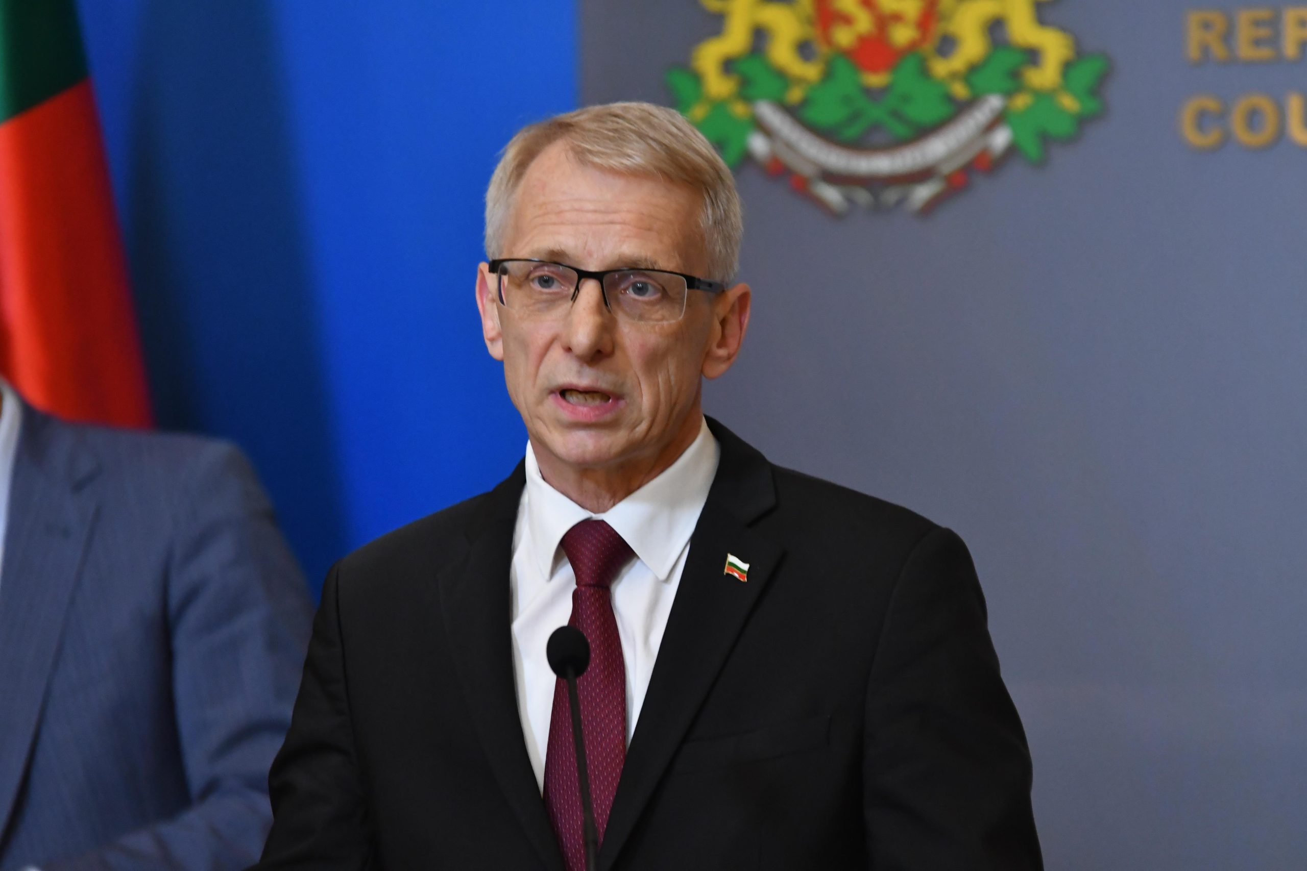 Премиерът Николай Денков потвърди че е разговарял с лидера на