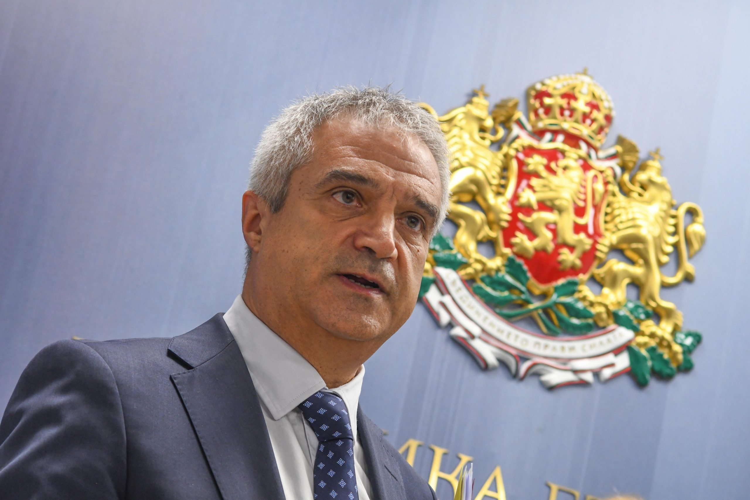 България продължава да предприема мерки и да работи активно за