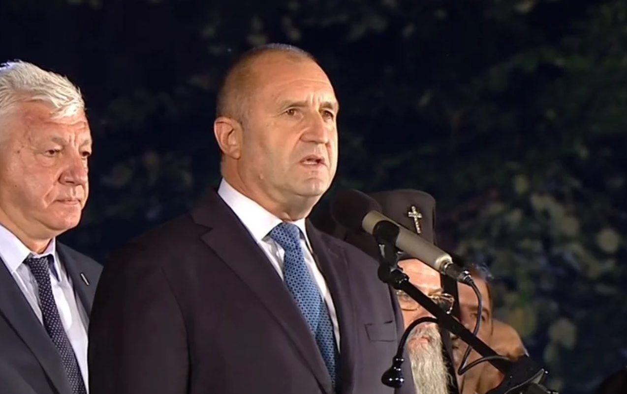 Президентът Румен Радев бе освиркан по време на официалната церемония