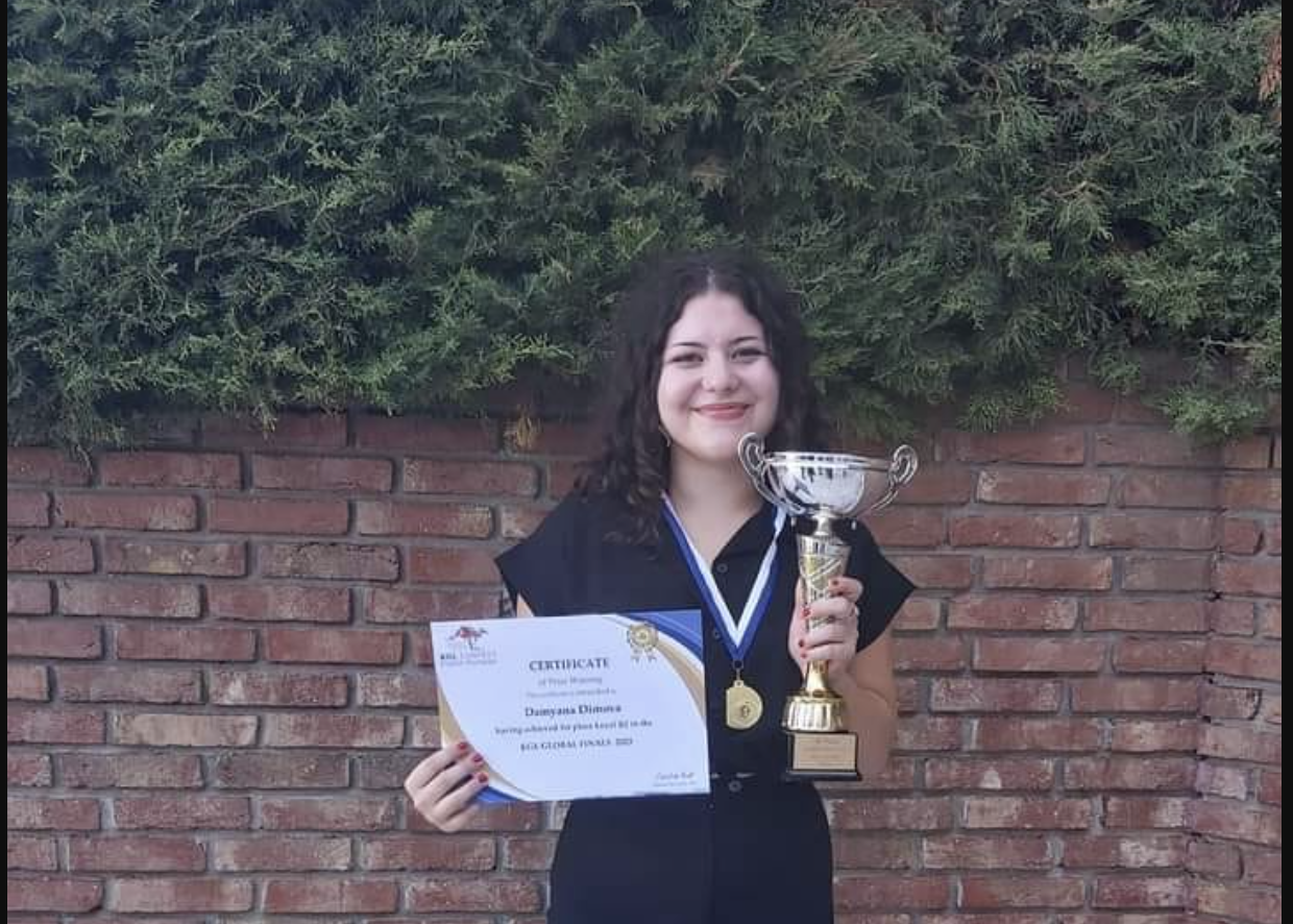 Сливенско момиче спечели престижно международно състезание по английски език Това