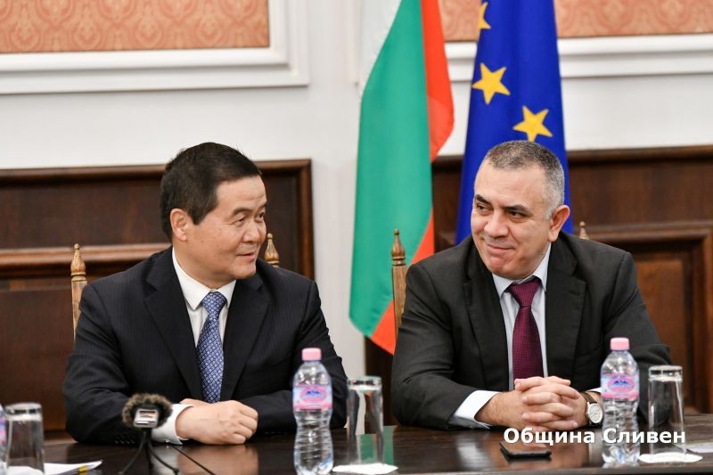 Затвърждаването и развиване на българо-китайските отношения бе основният акцент на