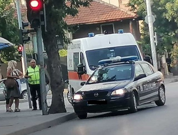 Линейка и джип се удариха на кръстовището на бул Васил