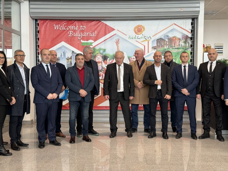 Кметът на Пловдив Костадин Димитров официално беше вписан в търговския