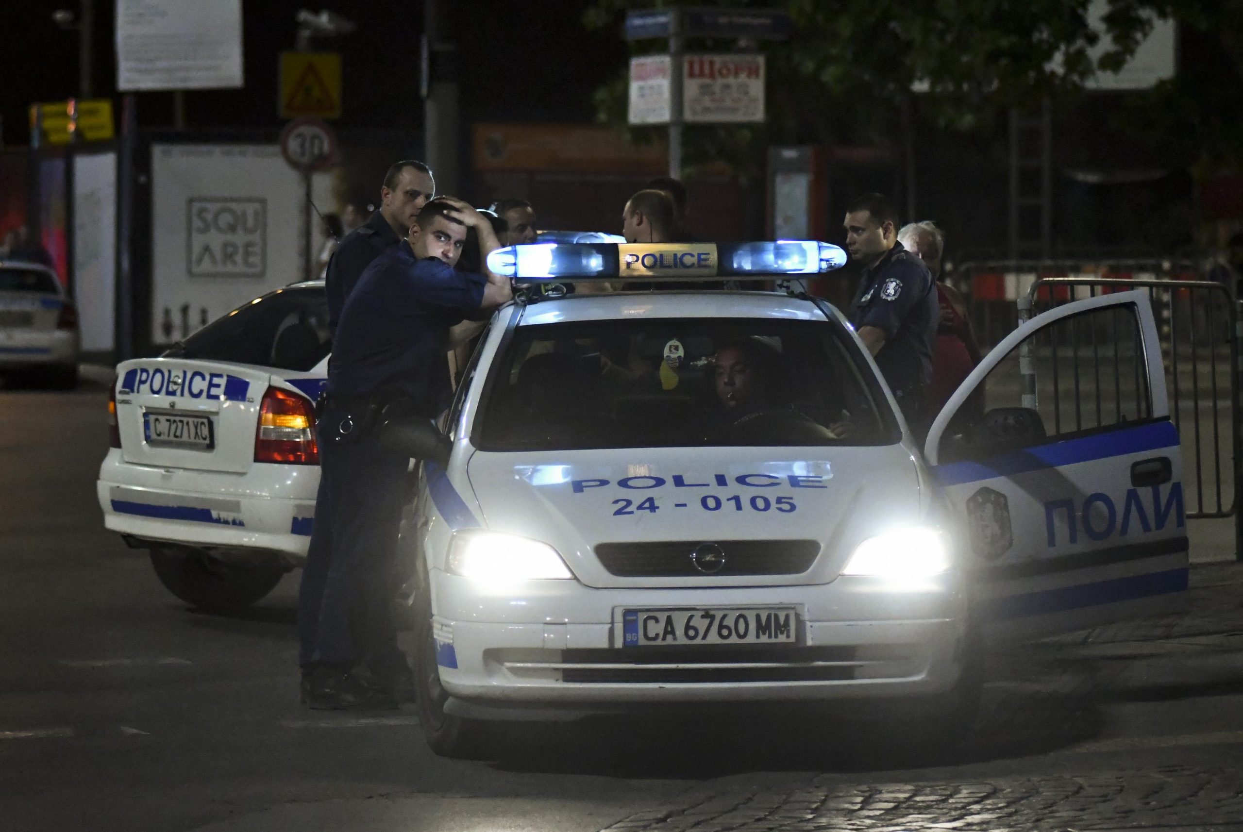 Пловдивската полиция арестува 13 души заради притежание на наркотици Извършителите