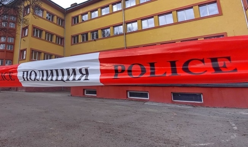 Няколко училища от Врачанско са били заплашени с бомби, съобщава
