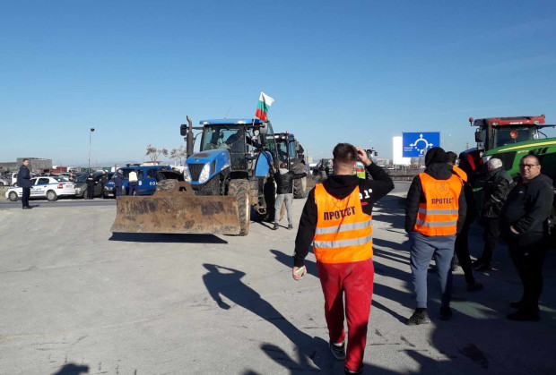 Трети ден ще протестират селскостопанските производители от Пловдивския регион Земеделците
