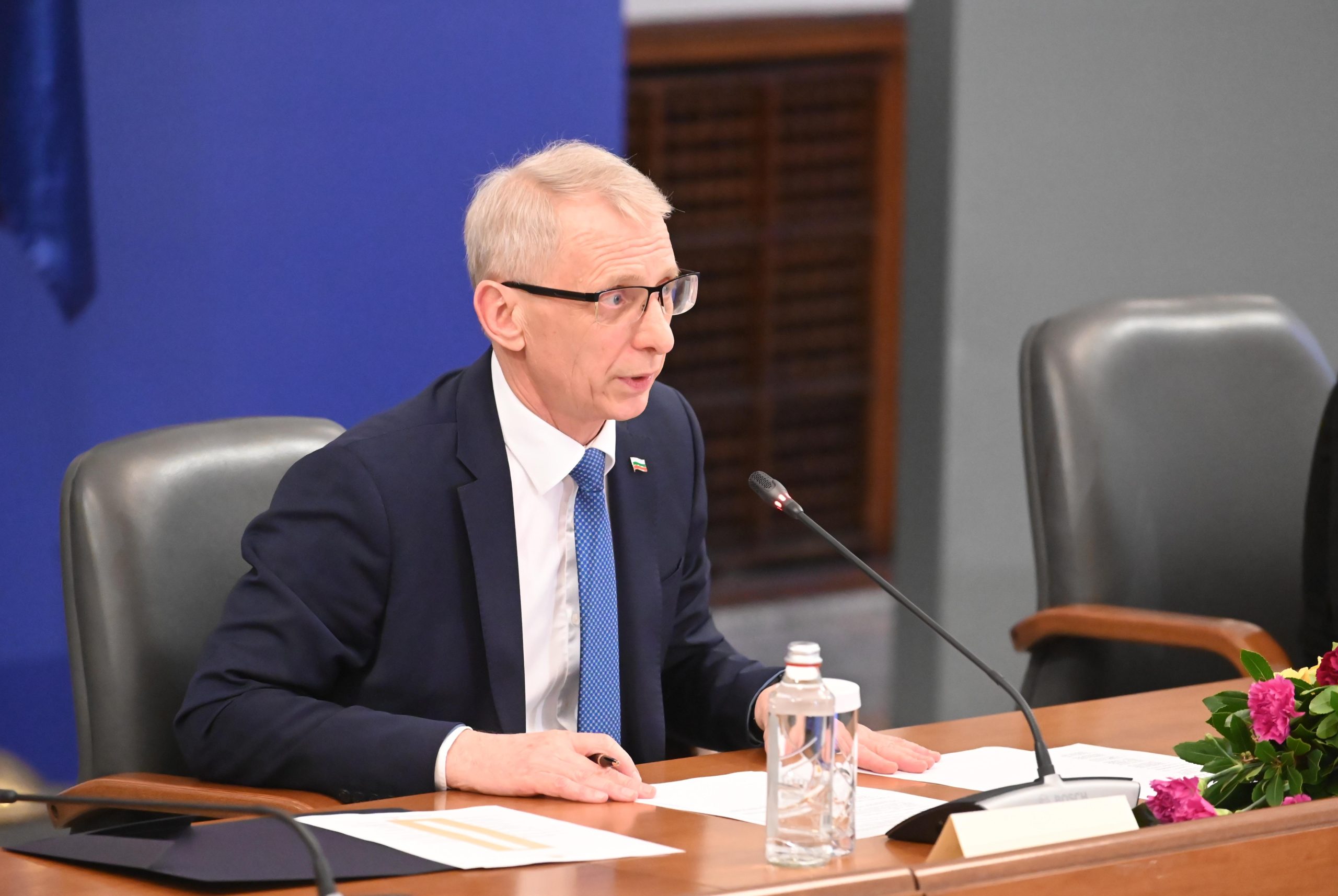 Припряността, с която се задвижи оставката на кабинета Денков“ пробуди