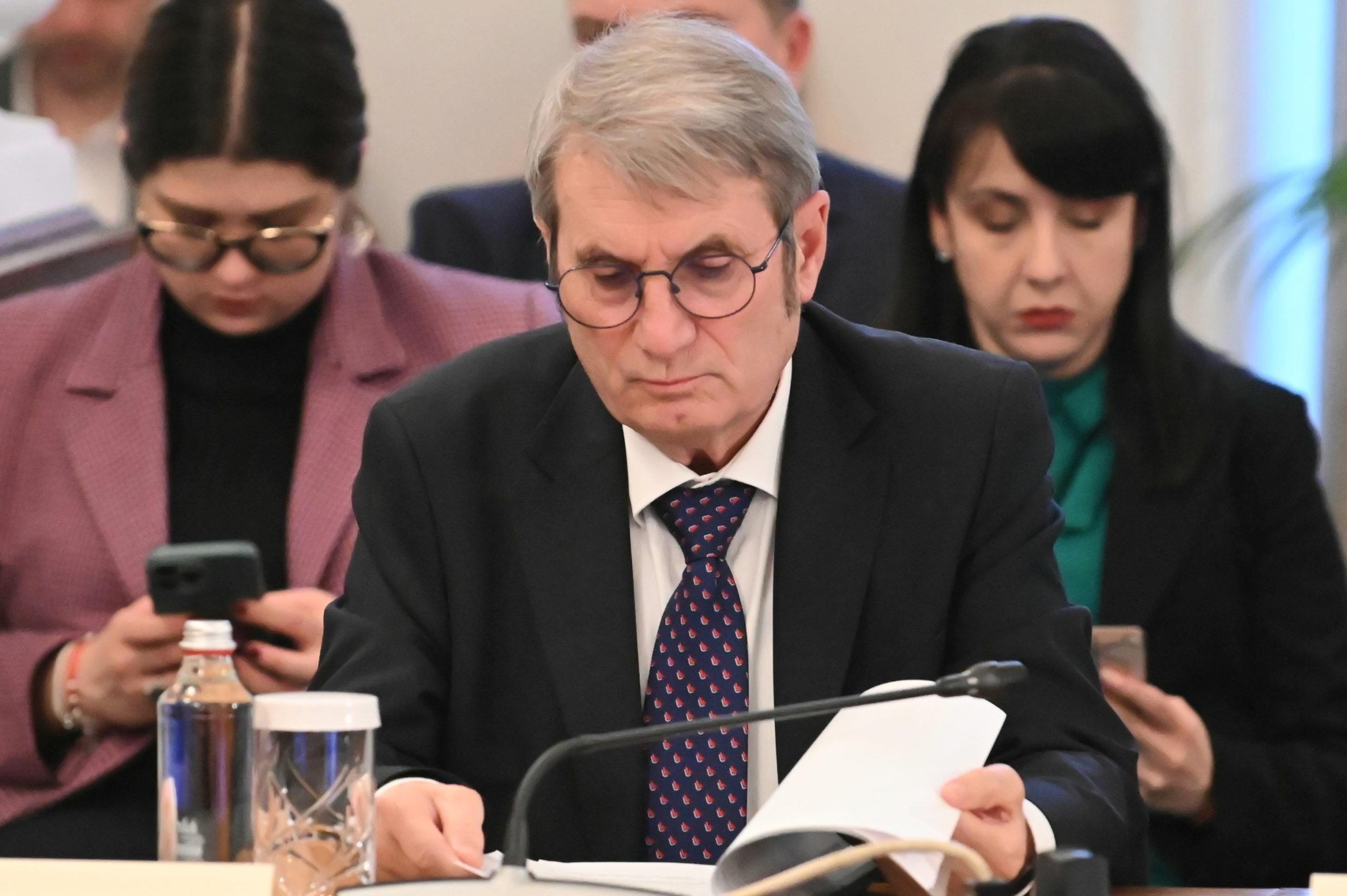 Здравният министър Христо Хинков е единственият в правителството Денков който